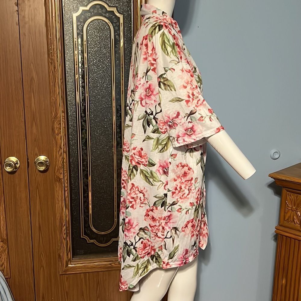 MuMu Robe - Picture 4 of 7